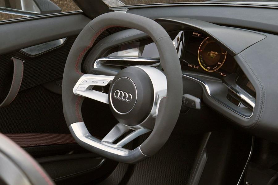 Панель приборов Audi e-Tron Spyder Concept 2010 года  (фото 60 из 105)